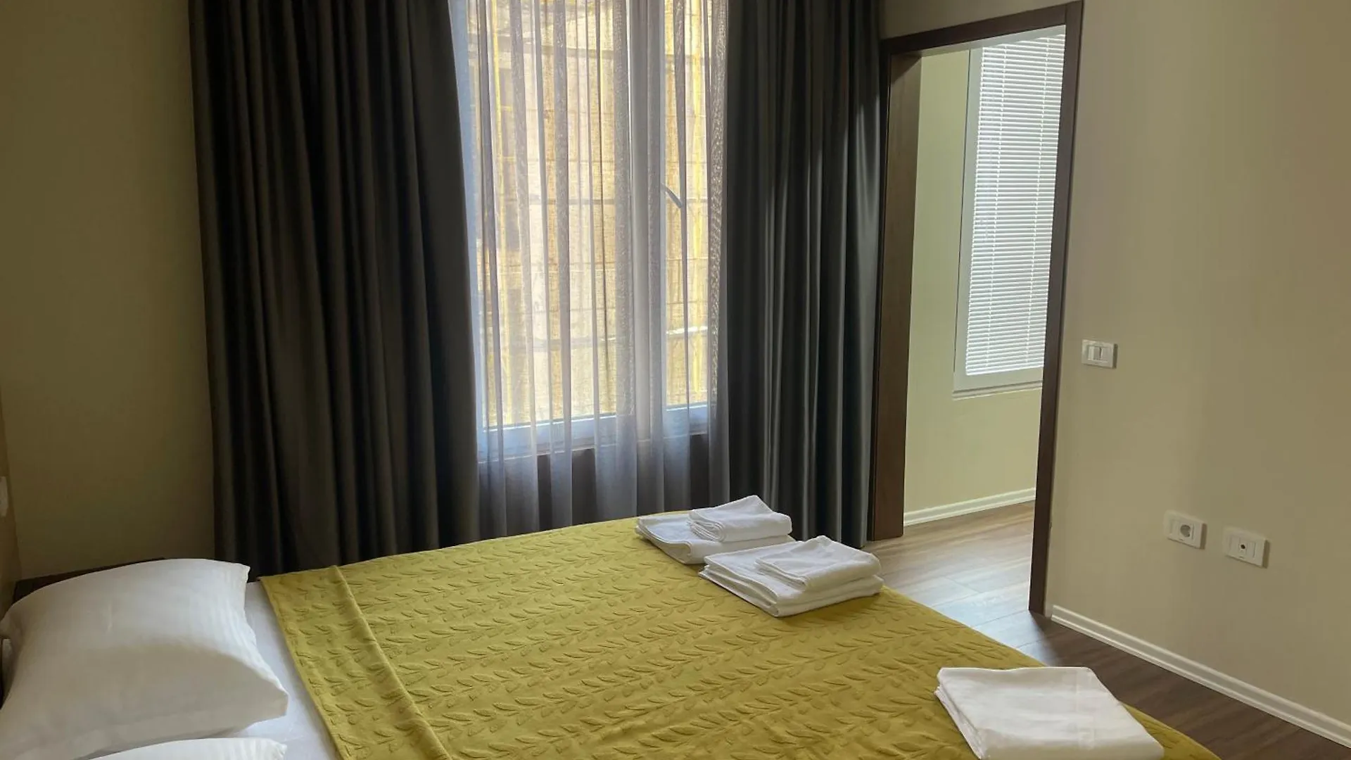 ティラナAle Investa Hospitalityアパートメント アルバニア